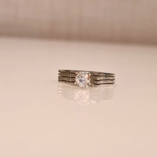 Lines Ring